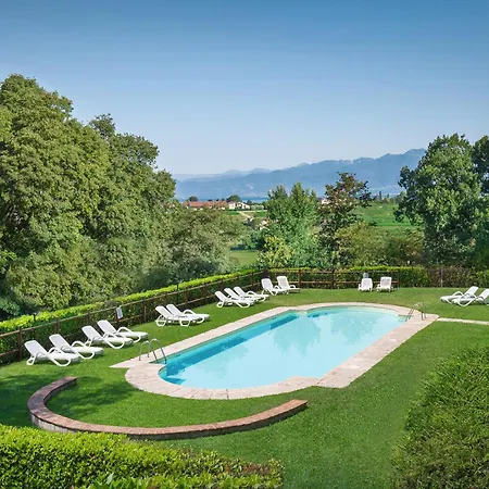 Апартаменты Castello With Pool Кола